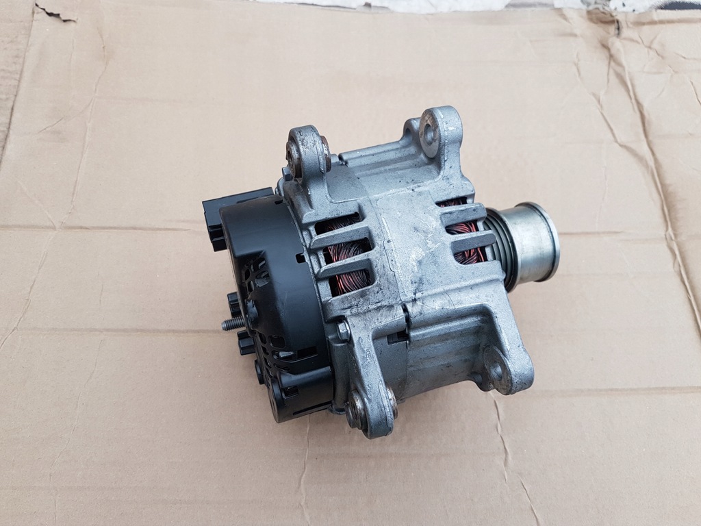 фото №1, Vw troc генератор 05e303026