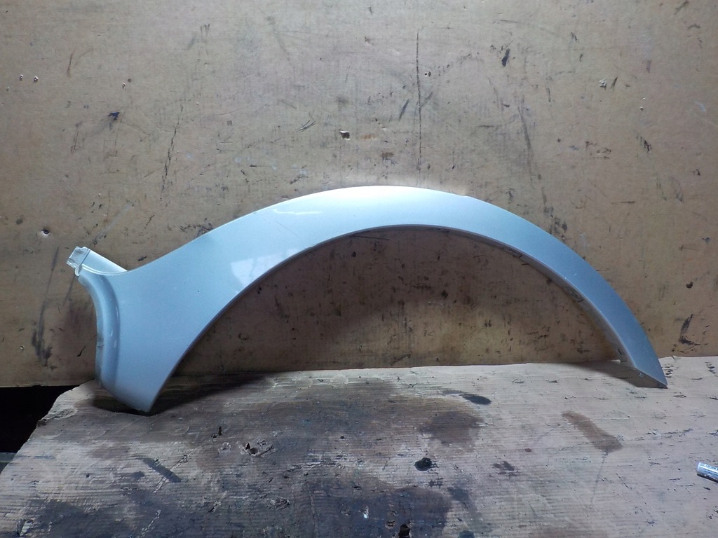 фото №1, Молдинг крыла левый задняя bmw x3 e83 2.0d