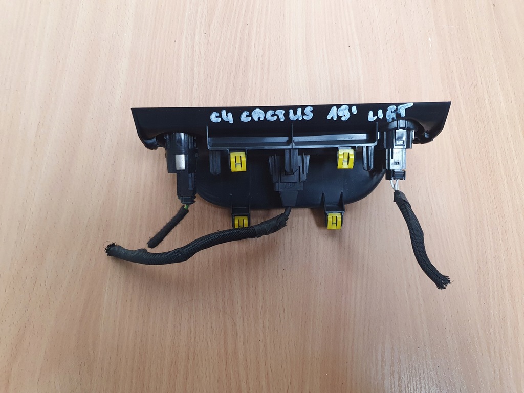 фото №7, Вимикач кнопка запуск стоп панель usb 12v citroen c4 cactus lift