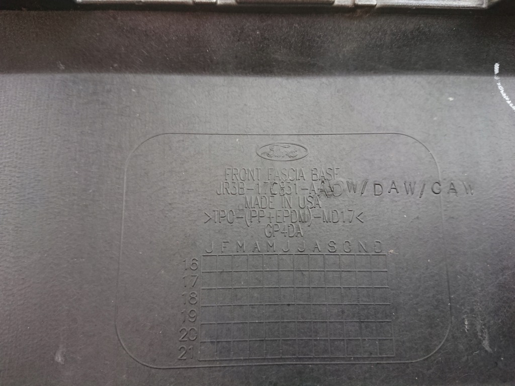 Ford mustang lift 18- бампер перед передній Зі Шроту