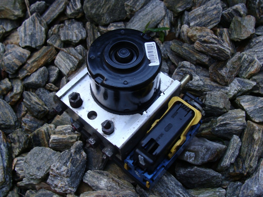 фото №1, Abs suzuki ignis justy 56110-86g11 !!