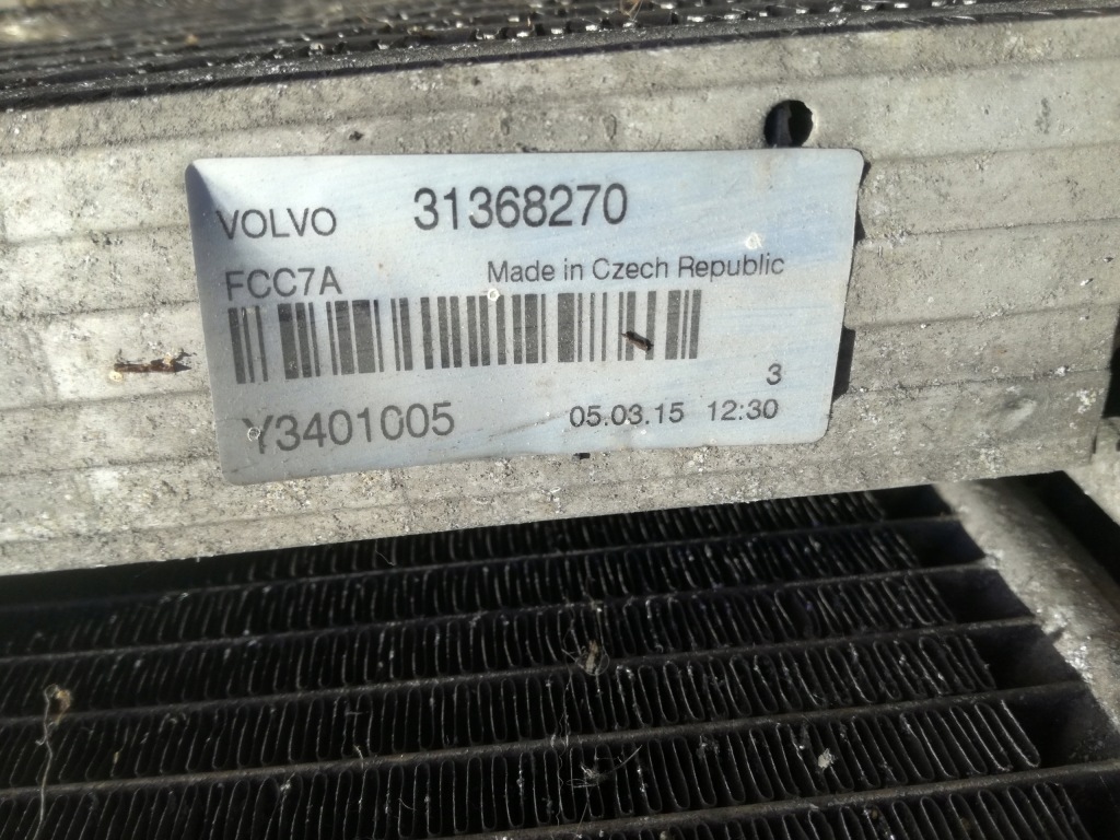 Volvo v40 2 2012 - 2019 рік 1.6 ecoboost радіатор води кондиціонер інтеркулер Зі Шроту