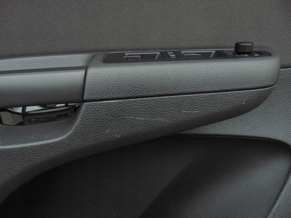 фото №10, Обшивка левый перед передний vw sharan 2 ii europa