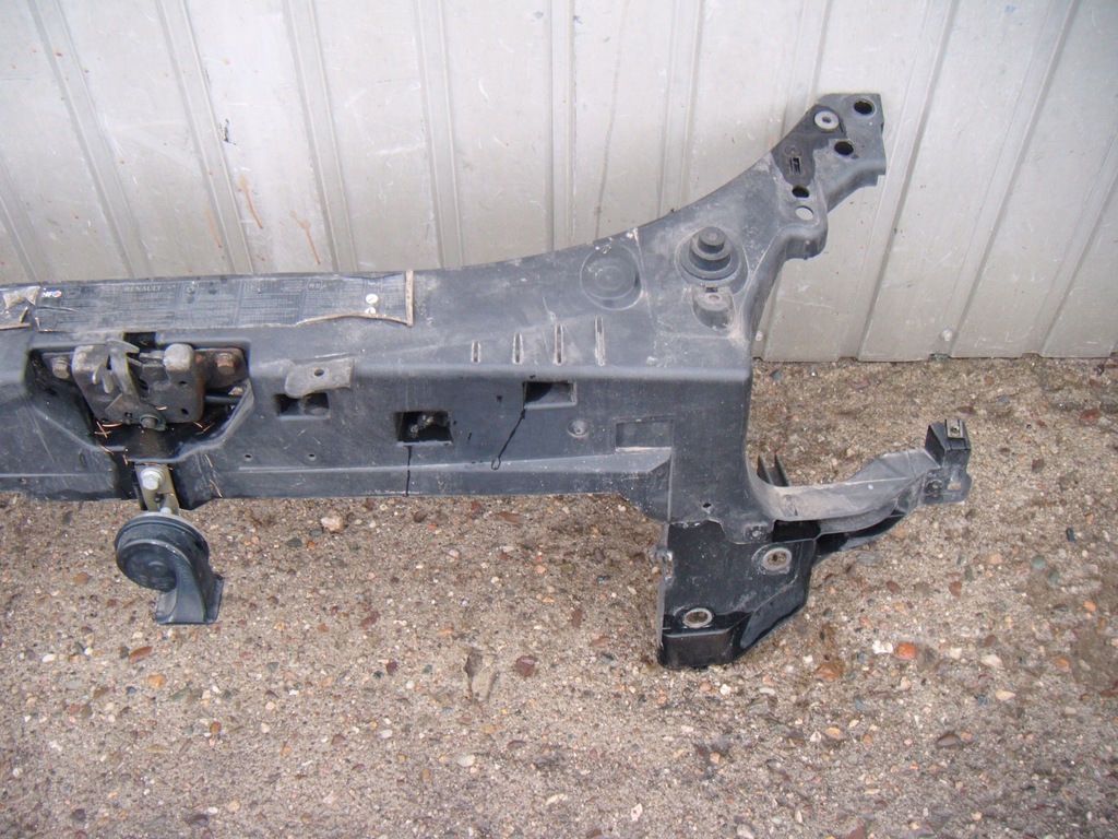 фото №5, Renault modus 04-12 1.2 b pas передний усилитель передний 8200224763