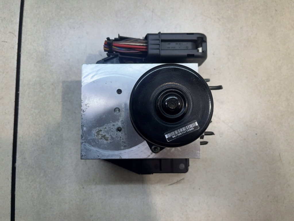 фото №6, Насос abs mercedes w203 2.2 cdi a2035451632