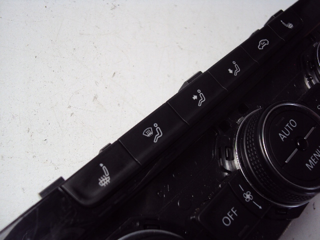 фото №4, Панель кондиционера vw golf vii 2015 rok