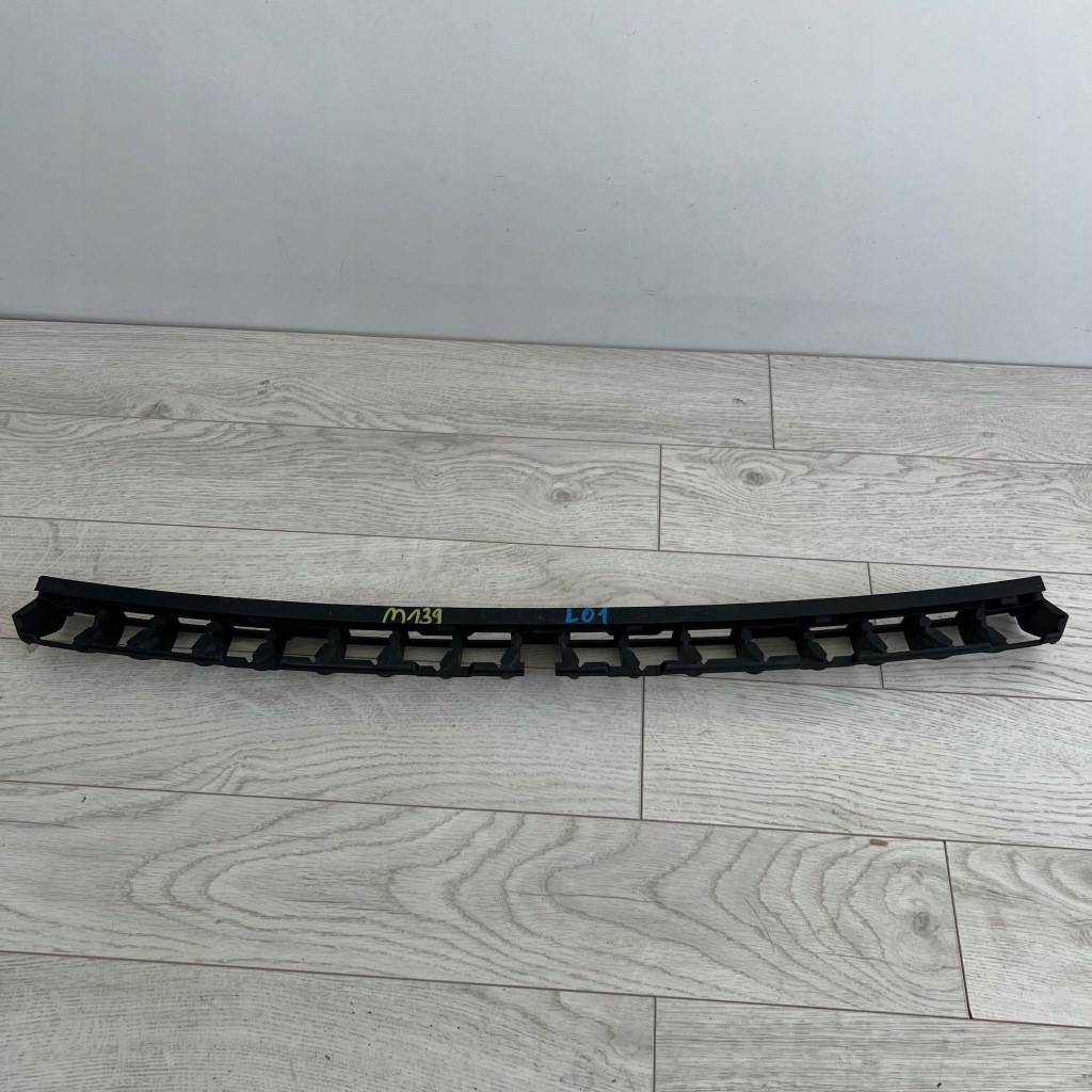 фото №1, Кронштейн направляющая кронштейн средний бампера задняя skoda rapid 5jh807863