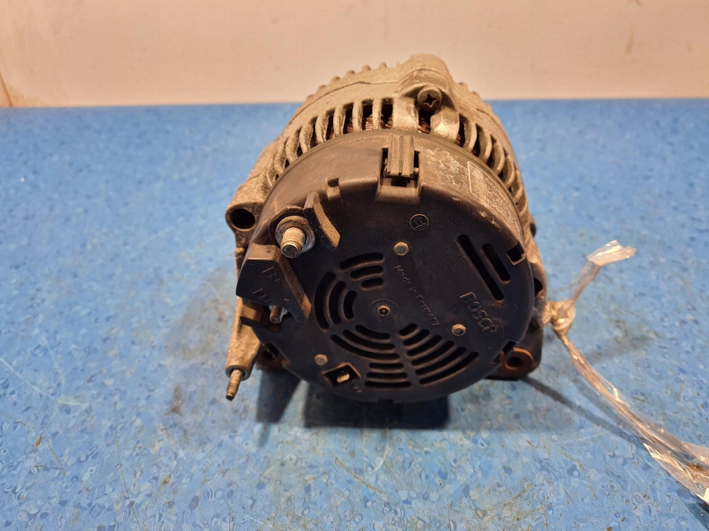 Vw passat b3 1.9 td генератор 028903025e Оригинал