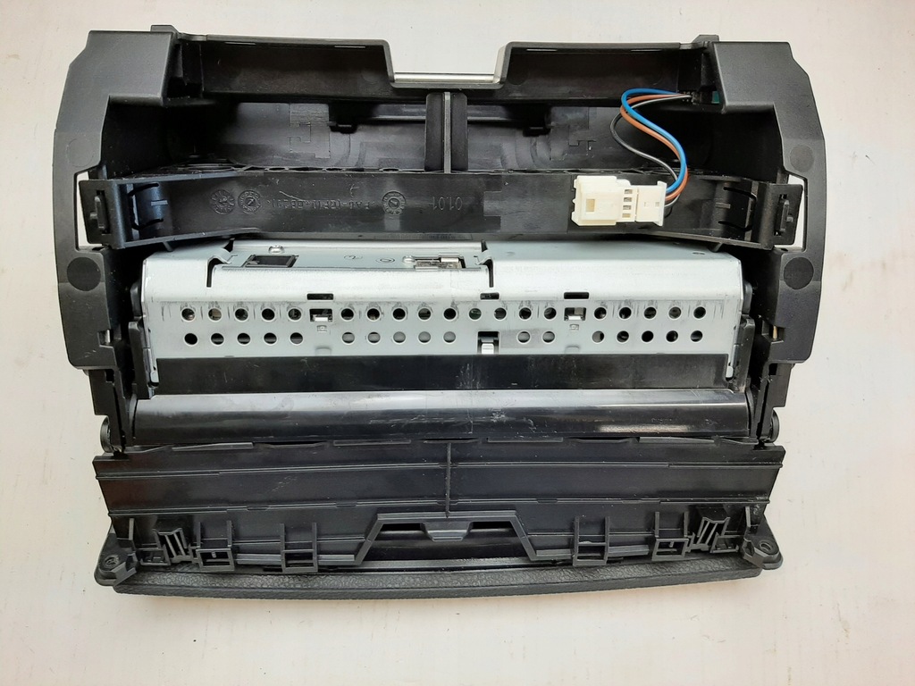 фото №8, Радио с дисплей mercedes w204 a2049009802