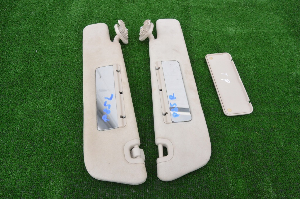 Купити Козирок сонцезахисний правий лівий tesla model s