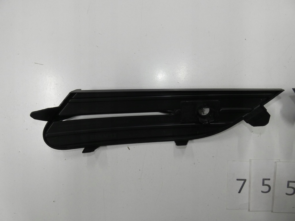 фото №8, Решётка бампера renault espace v przed lift правая i левая 755.