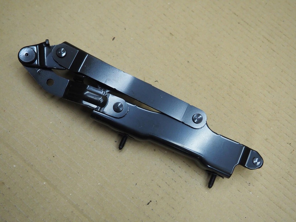 фото №1, Петля крышки mazda mx5 nd левый