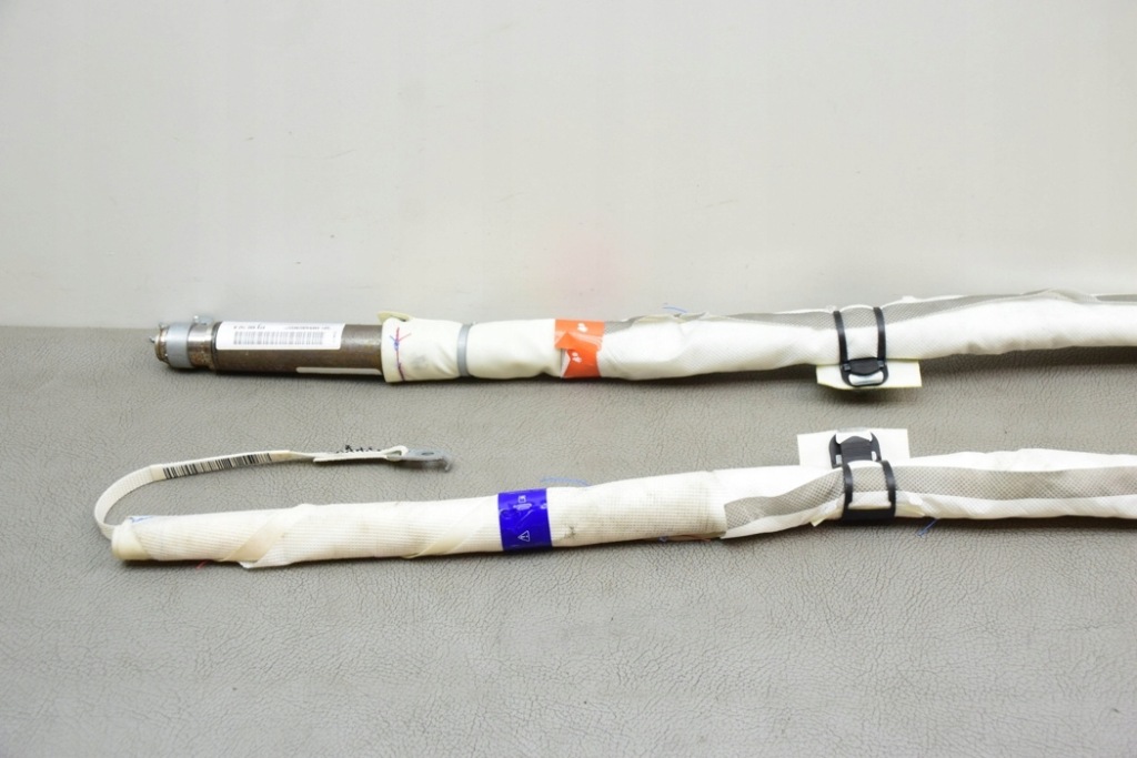 фото №8, Шторка безопасности правая audi a5 sportback 8ta 8t8880742b 2.7l дизель 140kw 2011