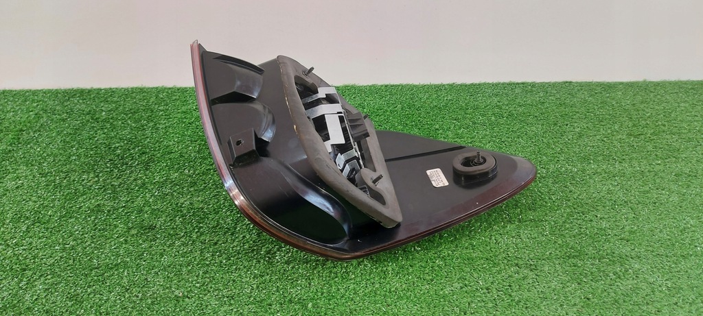 фото №2, Mercedes ml w164 правая лампа задняя sport тонированная