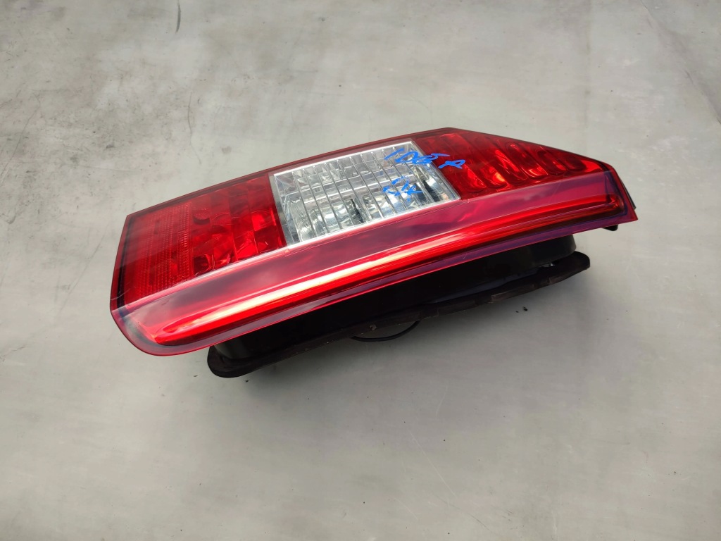 Купити Лампа задня задня права fiat idea 2006 46829508