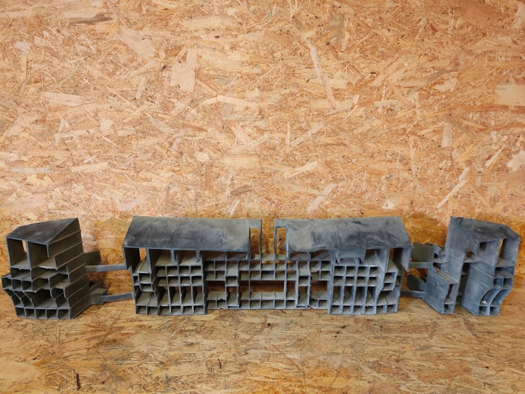 фото №1, Абсорбер бампера задняя chevrolet camaro iv lift 98-02