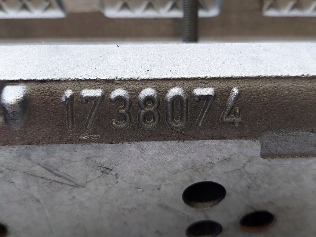 Головка bmw e36 2.0 24v 1738074 Цена