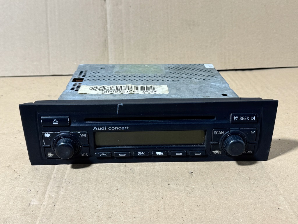 фото №1, Радио cd audi a3 8p 8p0035186