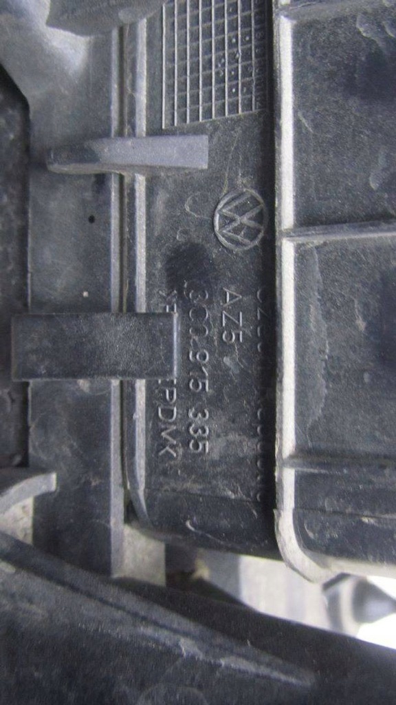 фото №6, Audi q3 8u 2.0 основание аккумулятор 3c0915335 14-