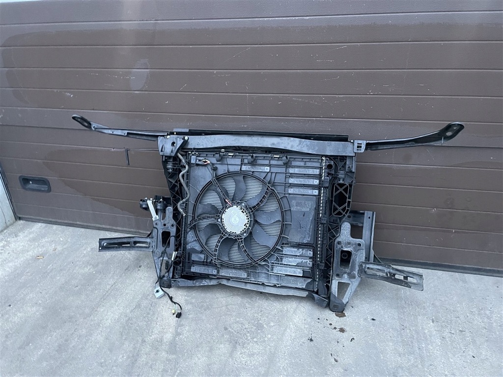 фото №9, Pas передний радиатор fwd механическая коробка передач 2.0 tdi vw crafter ii 2 man tge 17-23r 19r