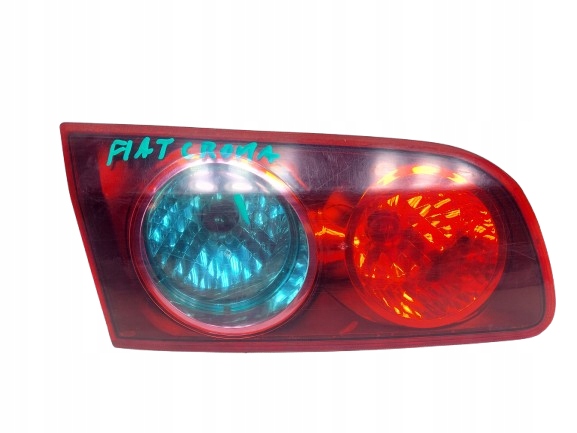 фото №1, Fiat croma лампа права w кришка задня