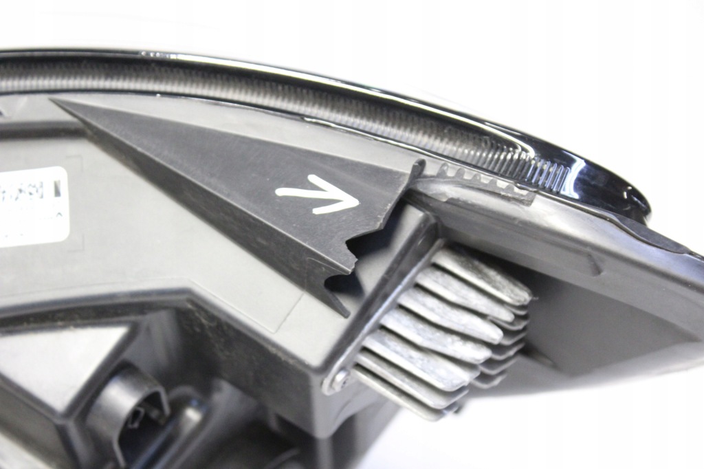 фото №4, Renault master iv лампа 19- права перед передня led