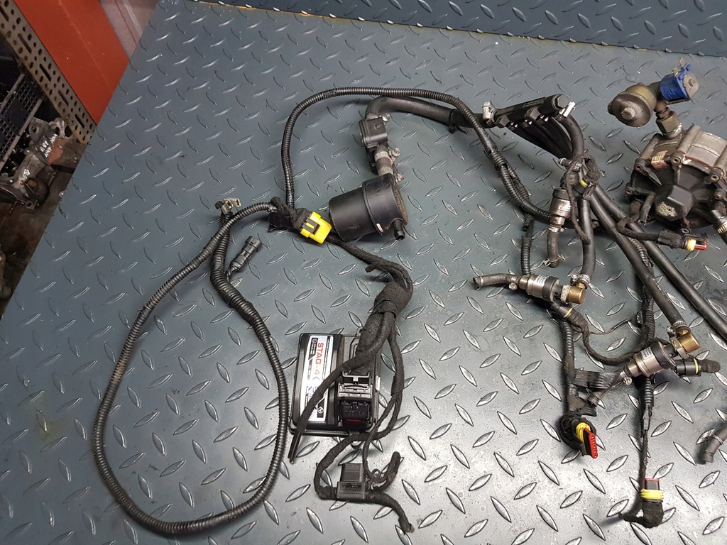 фото №11, Електропроводка газова sekwencja stag-4 форсунки hana комплект