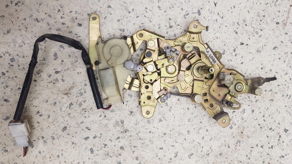 фото №1, Замок двері задня лівий mazda mpv ii