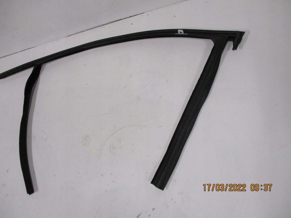 фото №5, Рамка прокладка защита дверь bmw g20 7407403 правое