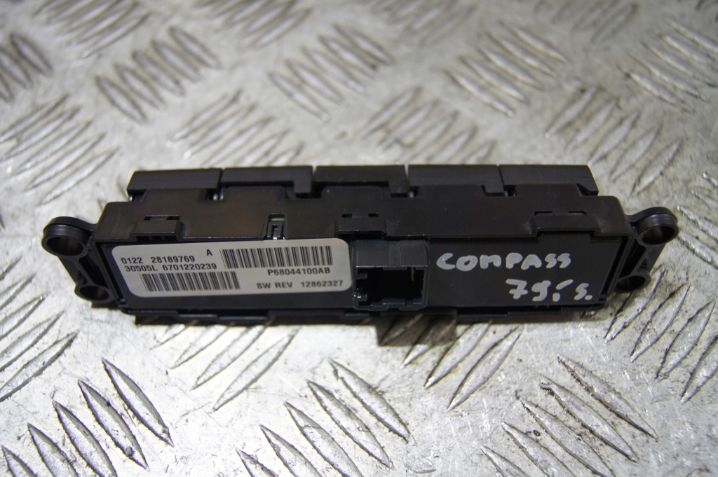 фото №3, Панель кнопок jeep compass lift 4x4