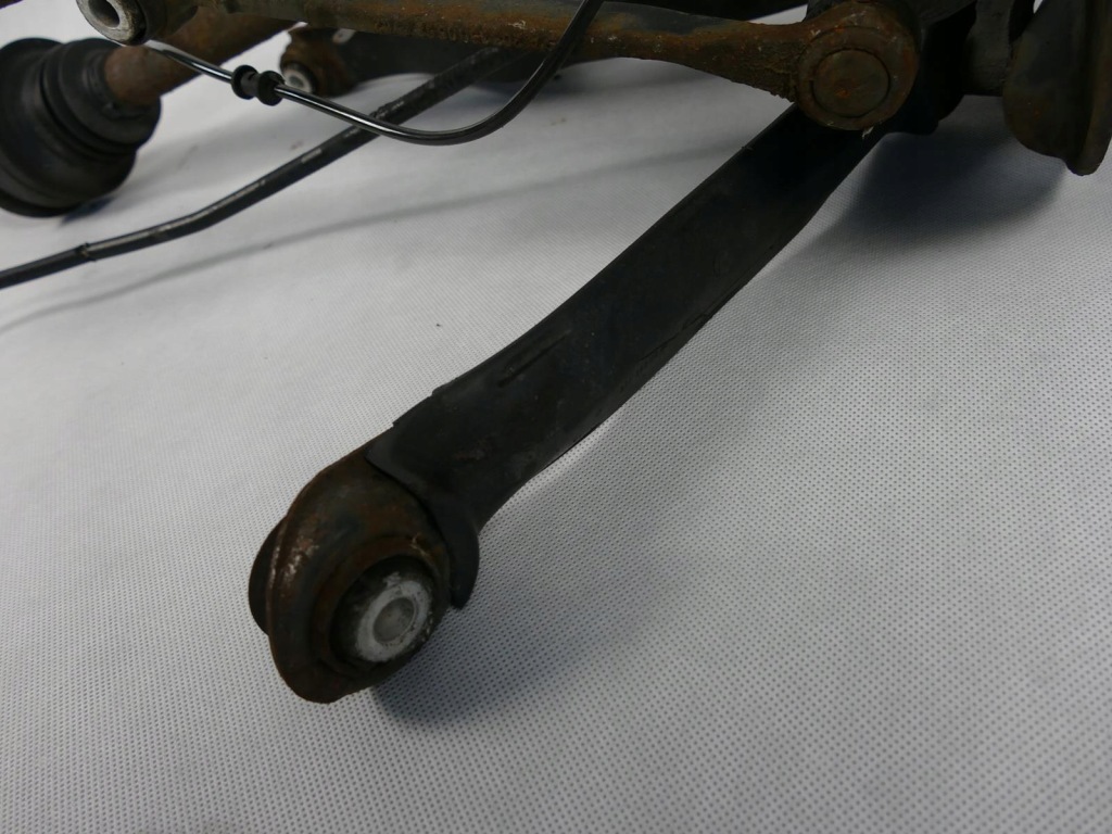 фото №10, Mercedes slk r171 3.5 v6 ступица рычаги приводной вал l.t.