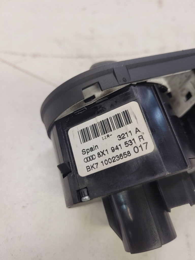 фото №6, Вимикач світла audi a1 8x 8x1941531r eu