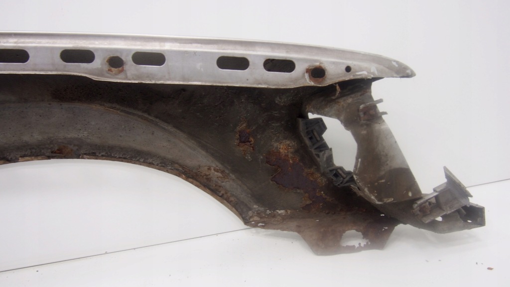 Крыло левый перед оригинальный номер - mercedes w140 sel sedan рестайлинг  96-98r Цена