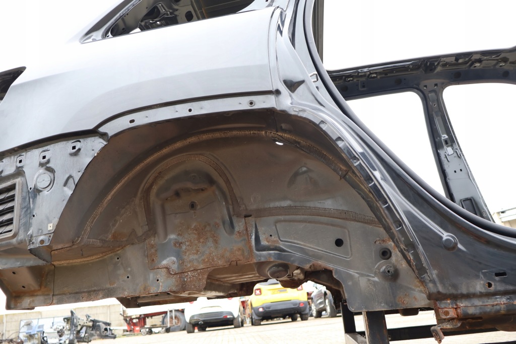 фото №4, Jeep grand cherokee wk2 четверть крыло правый задняя