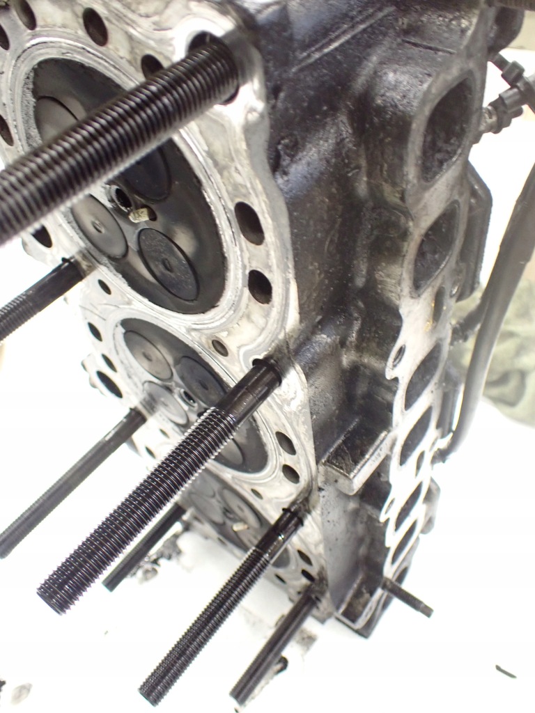 фото №14, Головка renault espace iv 3.0 dci толкатели