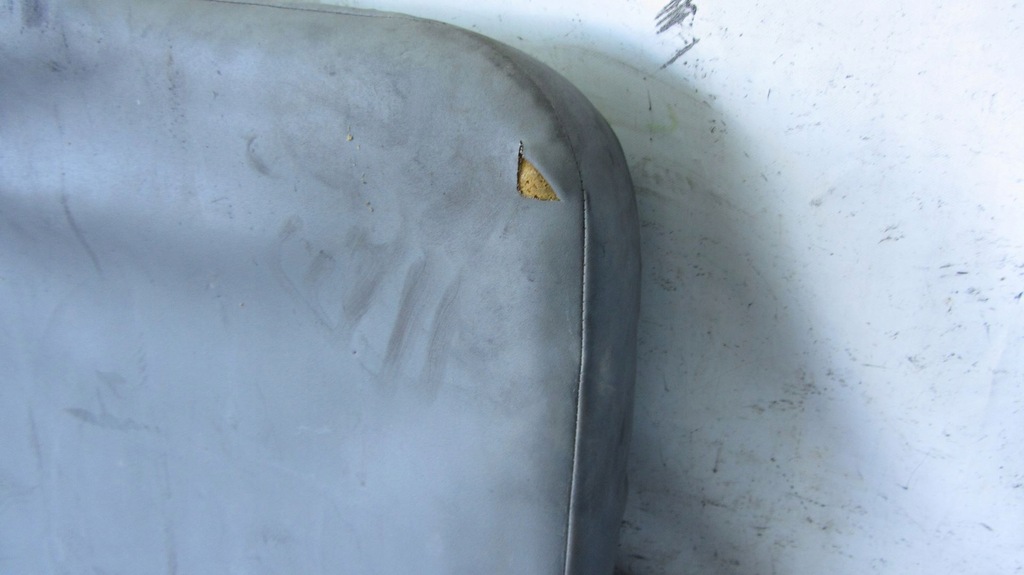 фото №5, Trafic vivaro ii обшивка спинка сидіння пасажира губка 06-