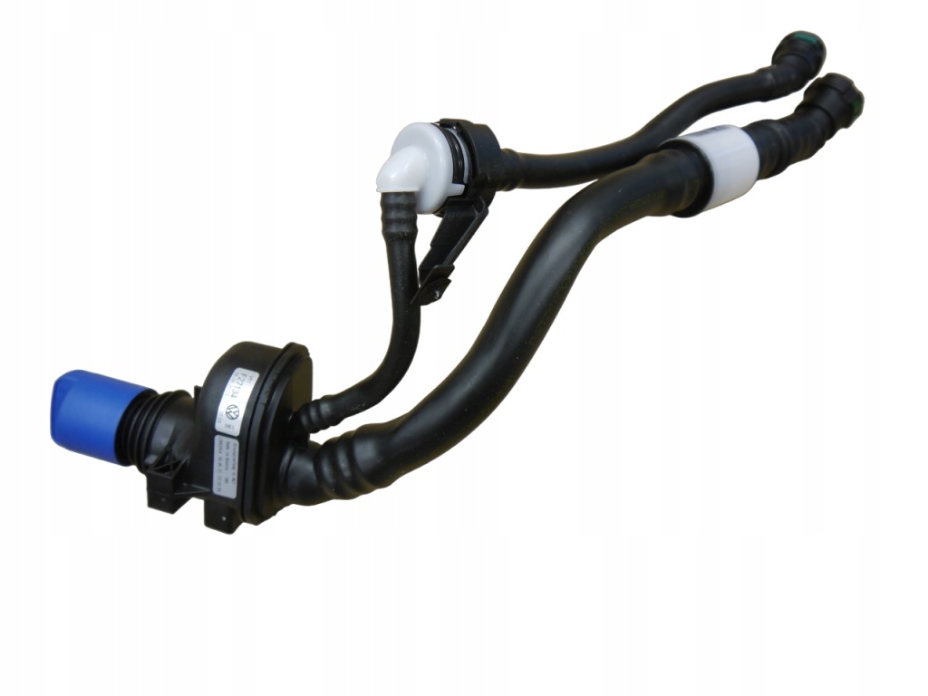 фото №1, Vw golf 8 заливная горловина топлива adblue 5q0131965s