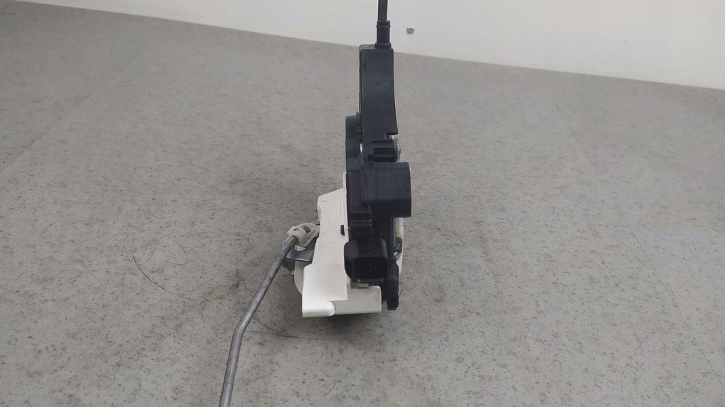 фото №6, Замок дверь правый перед mitsubishi lancer viii 1.6 117km 4a92