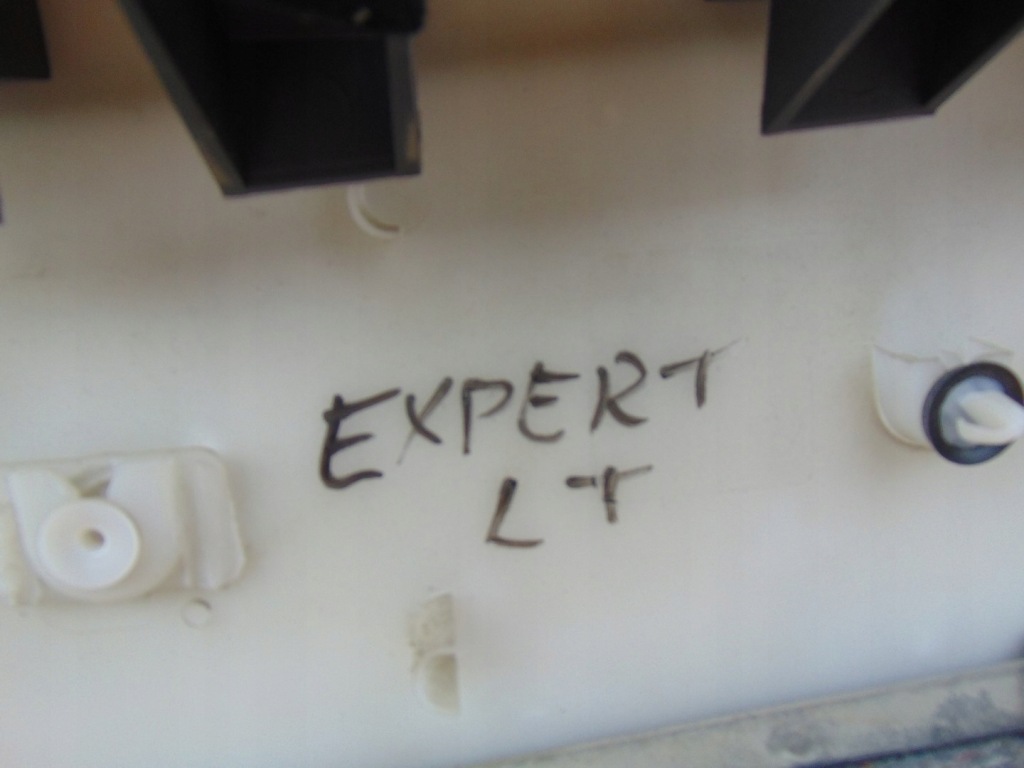 Купить Обивка обшивка левая задний peugeot expert 2007- long 1498940777