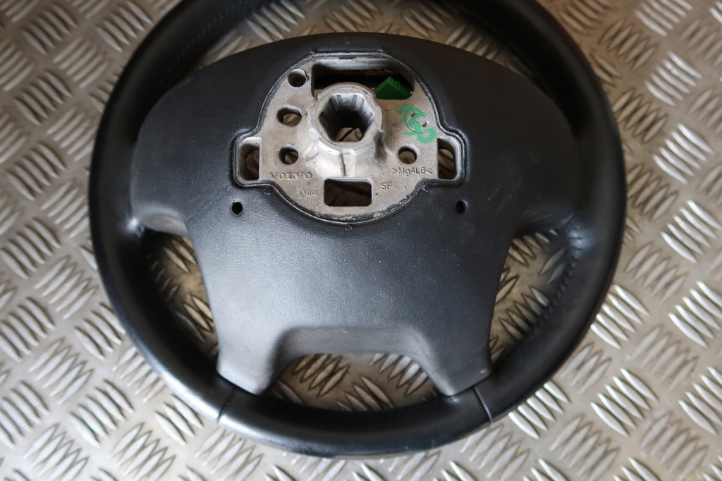 фото №10, Воздуховод volvo v70 lift 34108765a