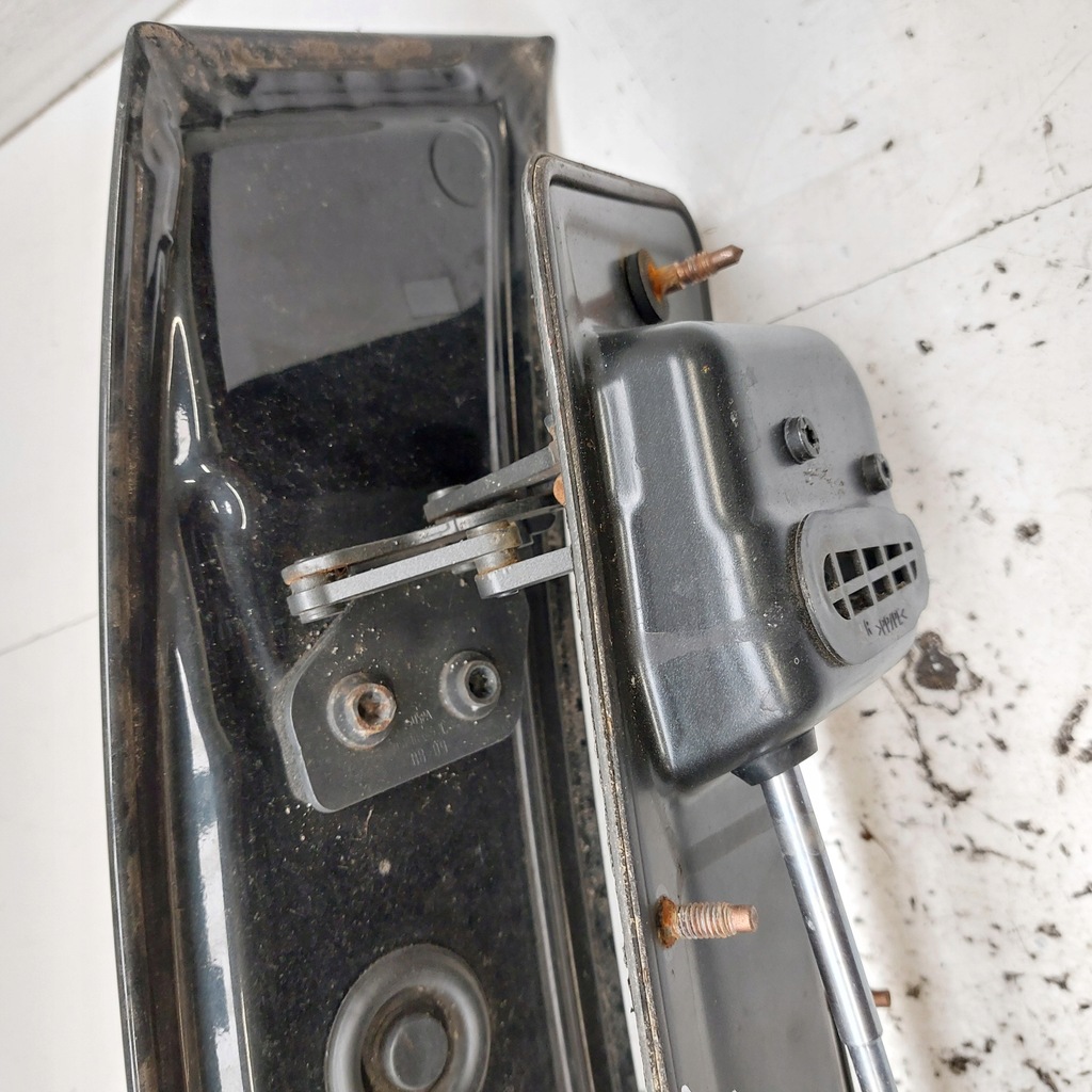 фото №14, Audi tt 8j спойлер крышки багажника электрический 8j0827948c