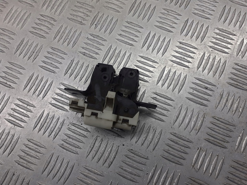фото №3, Замок кришки багажника renault scenic ii 2.0 16v 8200076240e