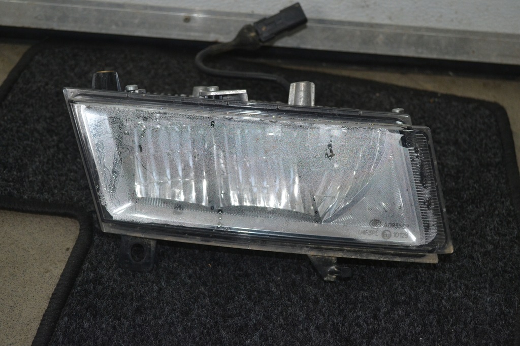 фото №1, Протитуманна фара протитуманний правий scania r s 2760425 led