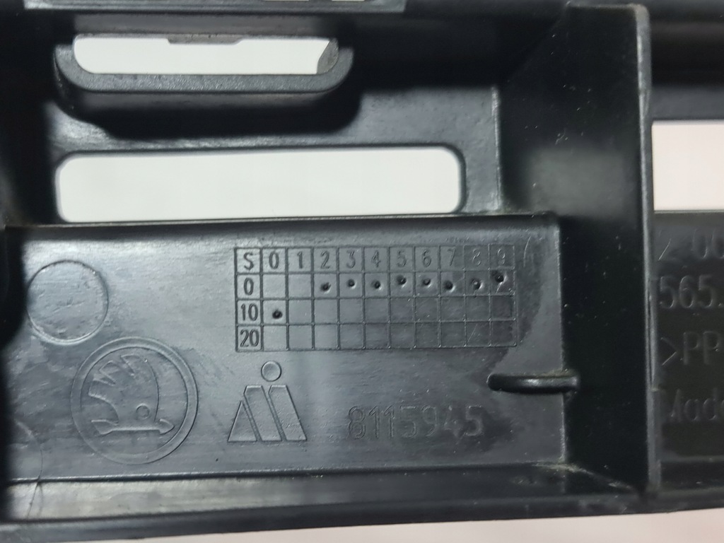 фото №13, Напрямна середній бампера задня skoda kodiaq 565807863