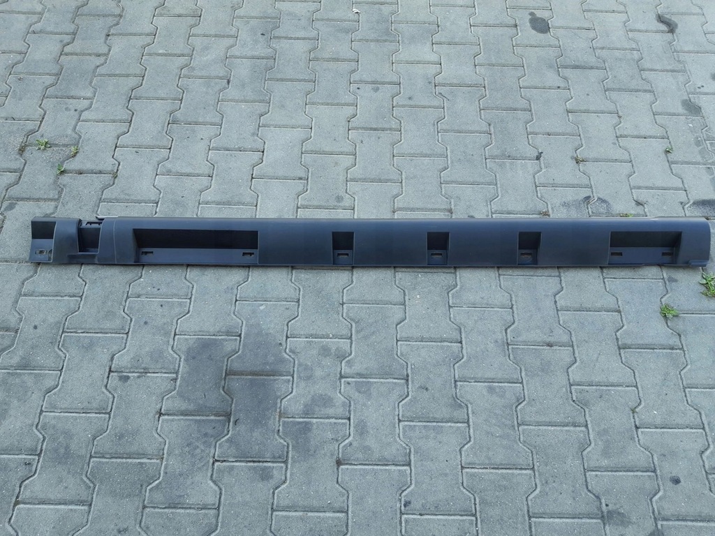 фото №1, Накладка порог правая sandero stepway 8200740838