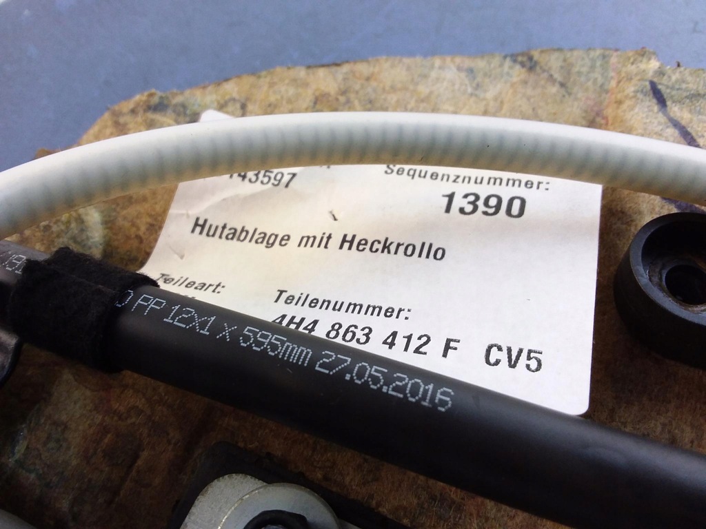 фото №10, Audi a8 d4 шторка задняя 4h4863412f