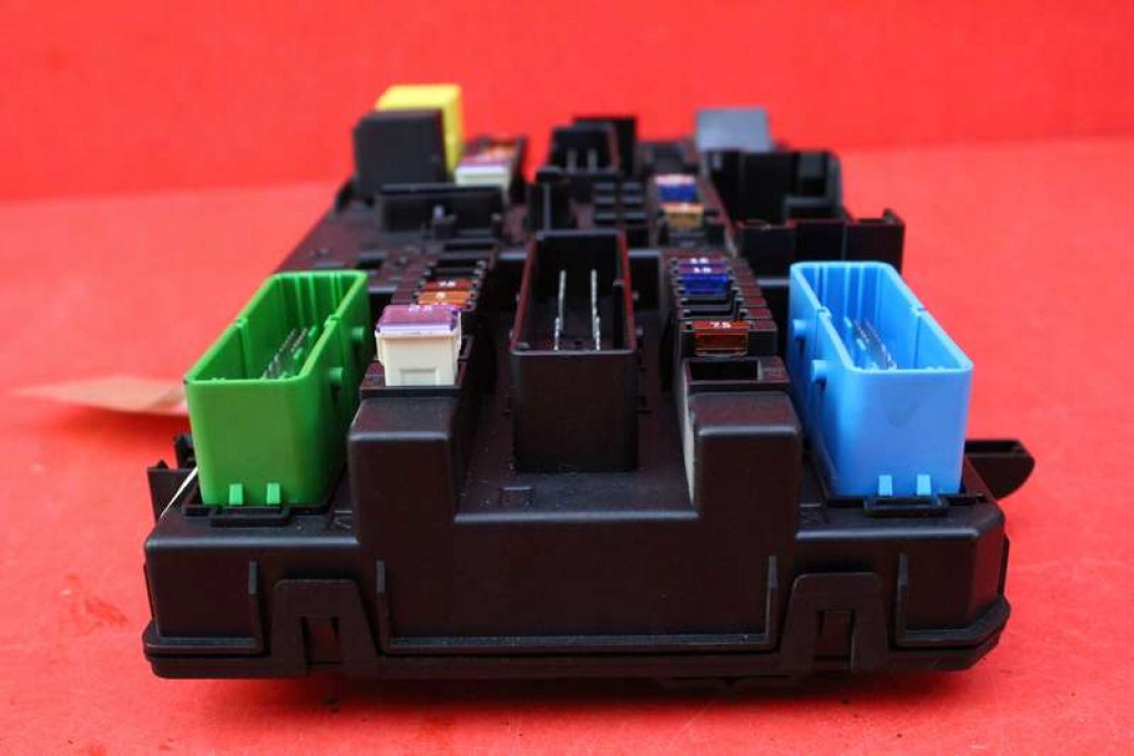 фото №5, Коробка запобіжників bsi 13181276 dm opel astra 3 iii h 1.6 16v 105 km