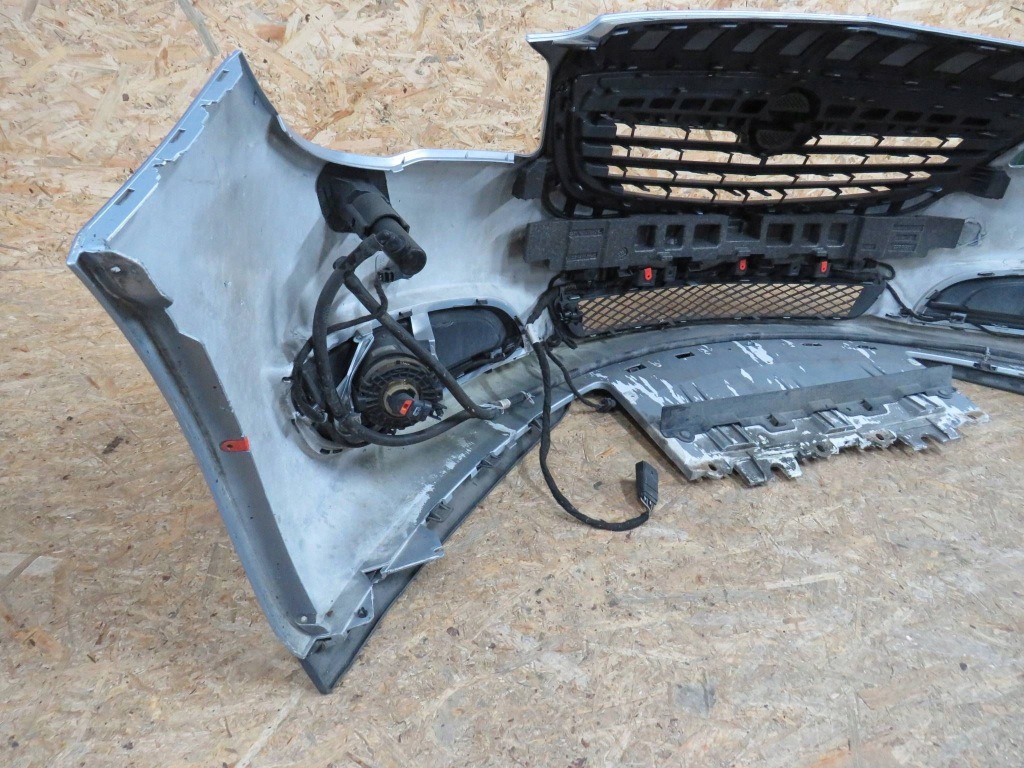 Купить Opel insignia a рестайлинг  бампер передний перед z189 ксенон омыватель pdc