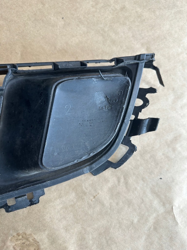 фото №10, Citroen c5 iii решётка бампера перед 9681052677