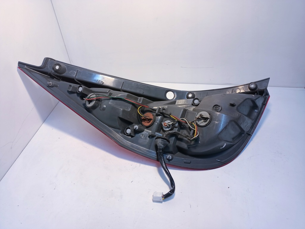 фото №8, Hyundai i30 hb лампа правый задняя задняя 92402-2r0 07-